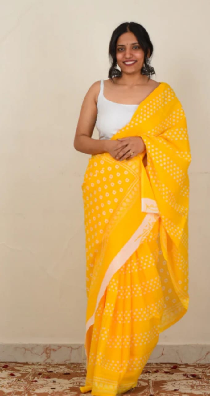 VK 4216 Printed Daily Wear Mono Cotton Sarees Wholesale Shop In Surat